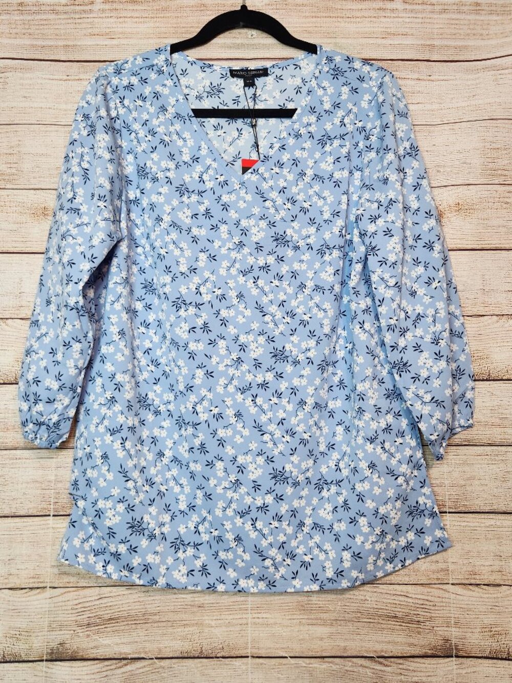 NWT Mario Serrani Women's Top Size M Blue Floral Print 3/4 Sleeve Boho Soft